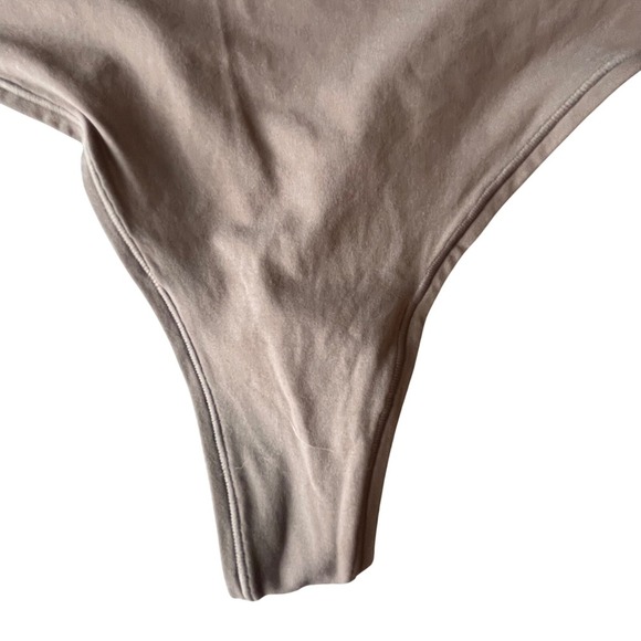 SKIMS Fits Everybody High Waisted Thong Panty Seamless Comfort Lingerie XL - Picture 4 of 8